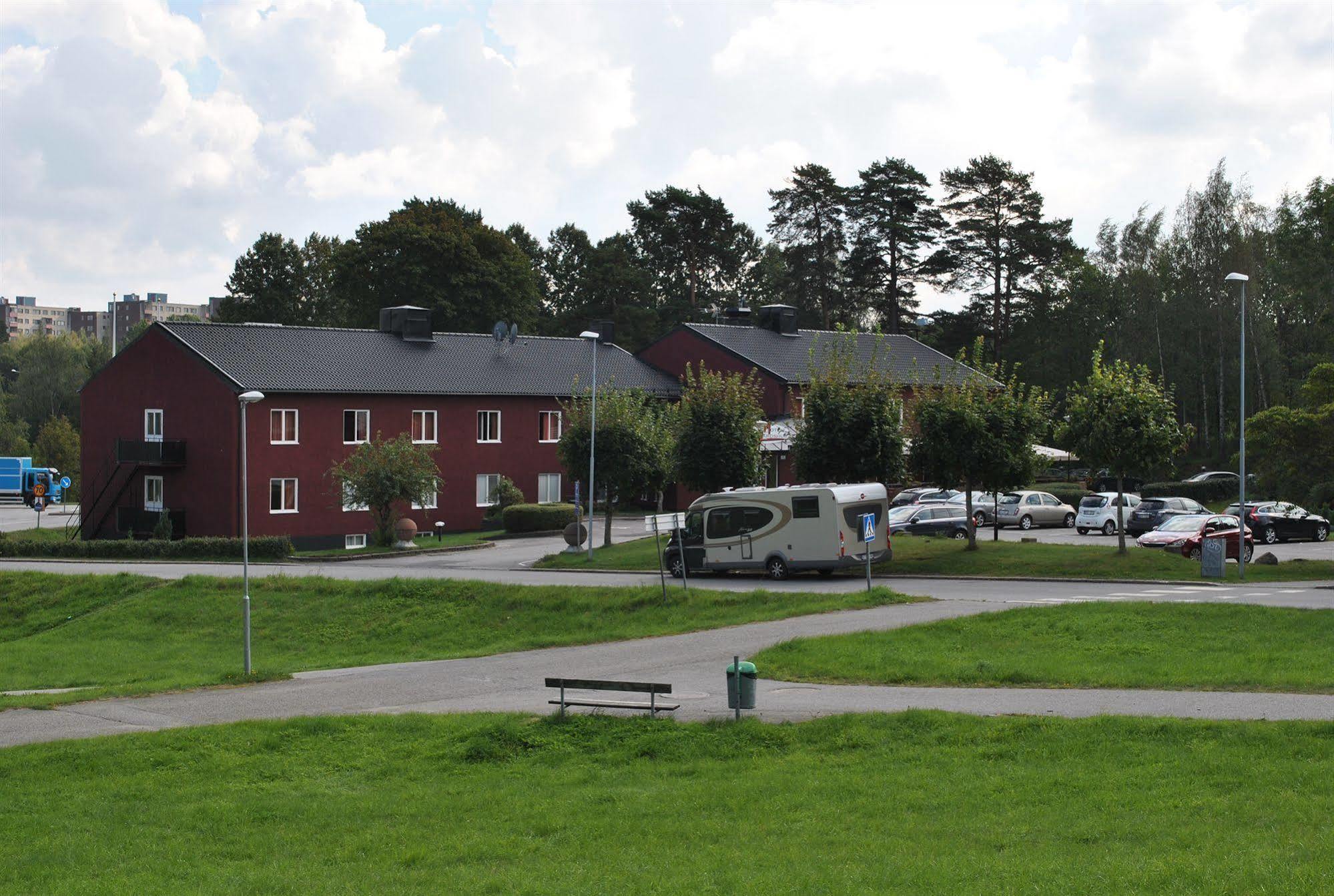Slagsta Motell & Waerdshus Norsborg Exterior photo